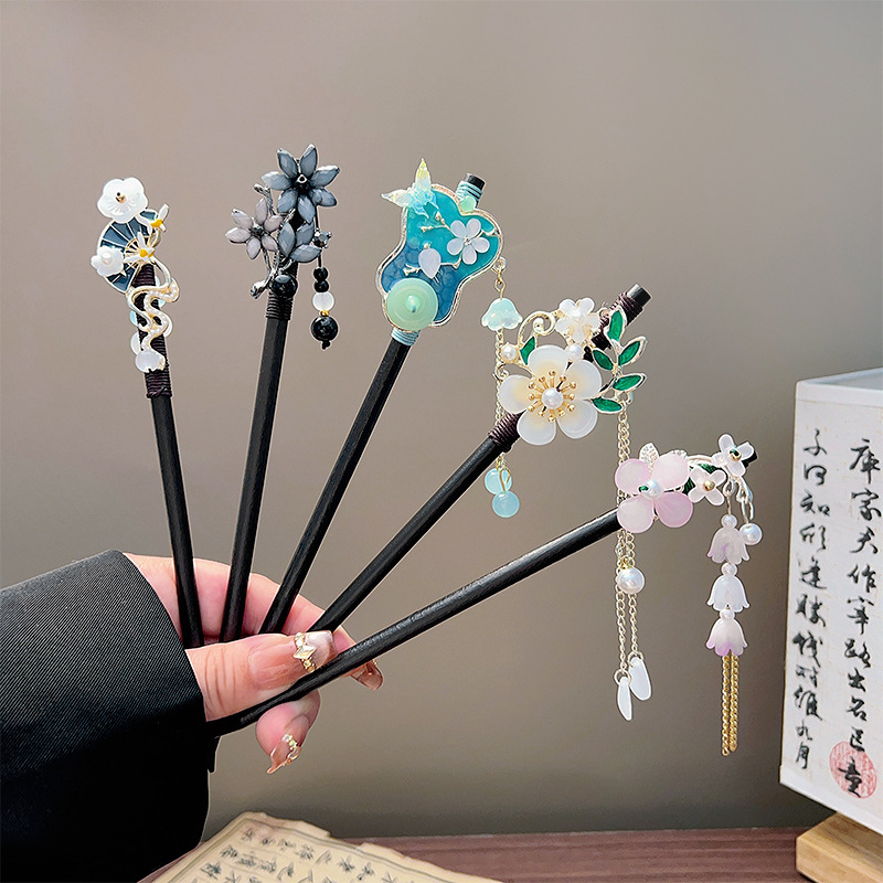 Klasik Püskül Saç Tokası Siyah - Event Suppliers incelemesi ve fiyatı